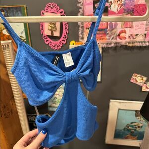 Blue cut out top